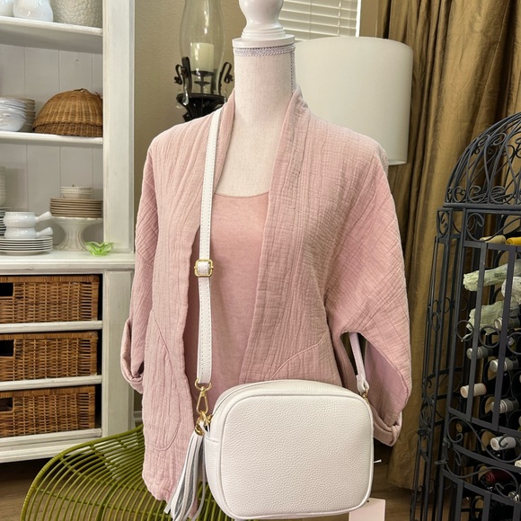 - Genuine leather camera bag crossbody with tassel - white - Picture 11 of 11